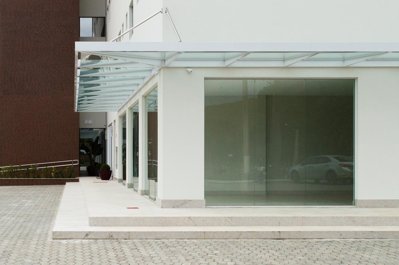 Bravo Hotel Joao Neiva Exterior photo